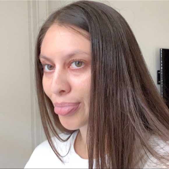 Meet your Posher, Averi - Picture 4 of 4